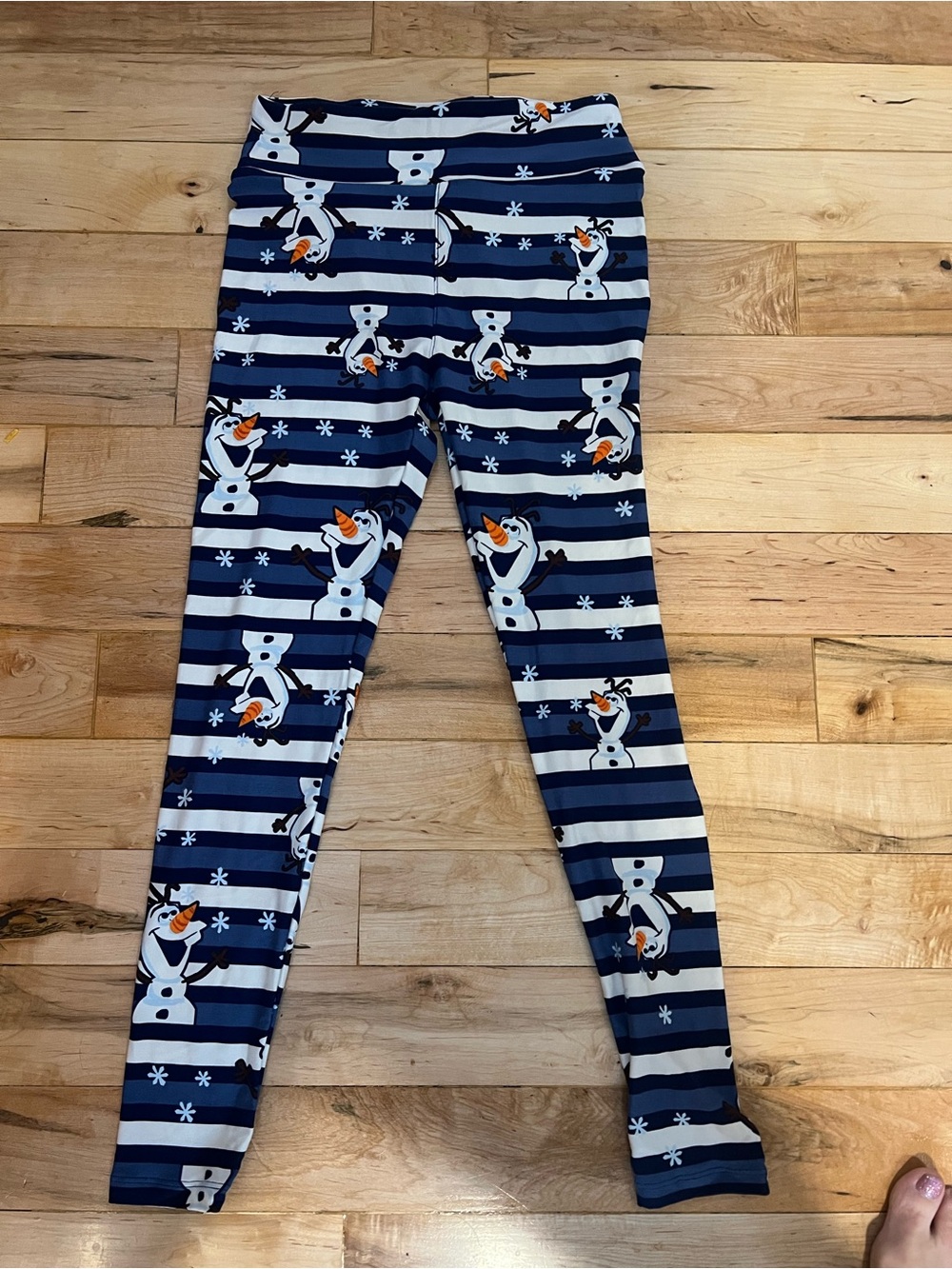 LuLaRoe Disney Frozen Olaf Leggings OS One Size Blue Striped Snowman